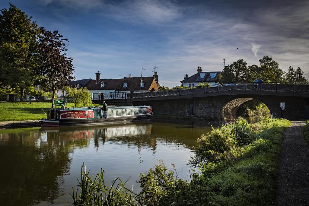 The Three Swans Hotel, Hungerford, Berkshire Exteriör bild
