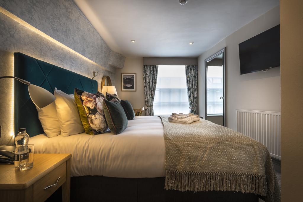 The Three Swans Hotel, Hungerford, Berkshire Exteriör bild