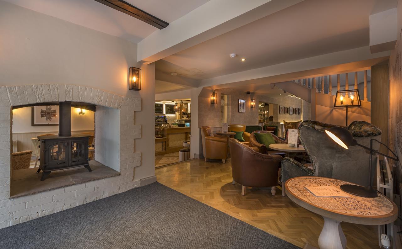 The Three Swans Hotel, Hungerford, Berkshire Exteriör bild